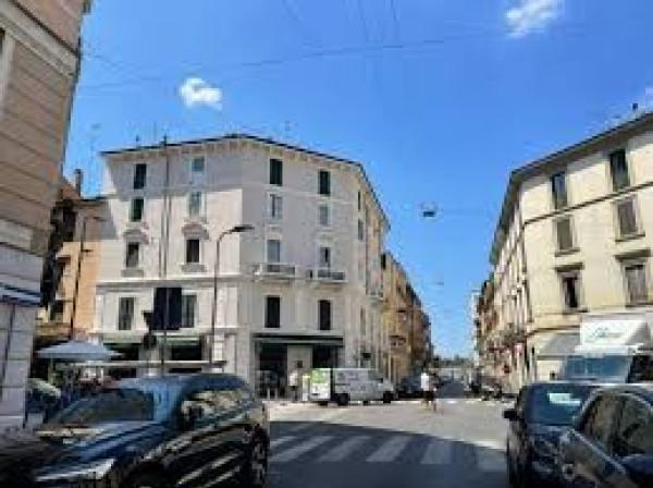 appartamento in vendita a Milano in zona Isola