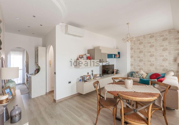 appartamento in vendita a Milano in zona Famagosta