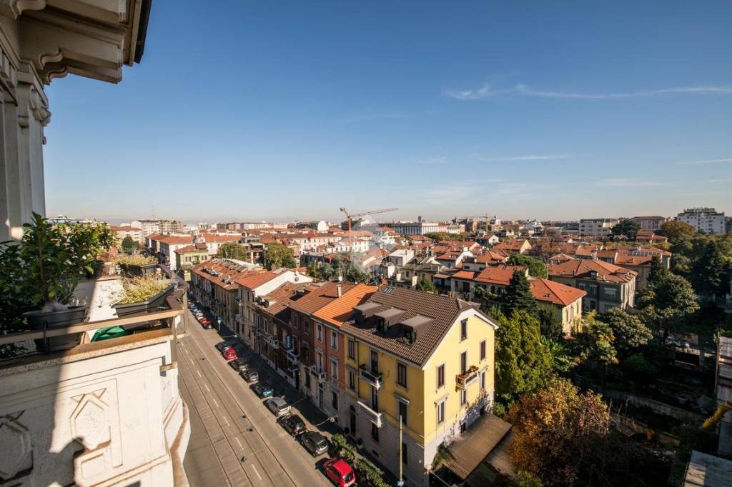 appartamento in vendita a Milano in zona Città Studi