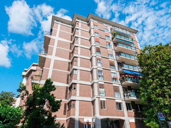 appartamento in vendita a Milano in zona Città Studi