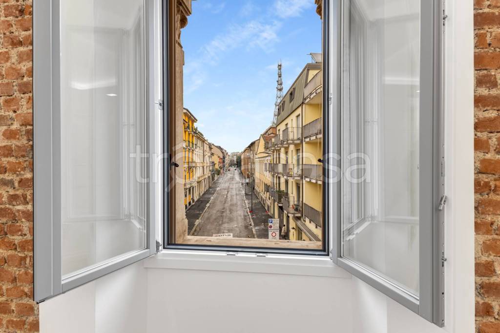 appartamento in vendita a Milano in zona Loreto
