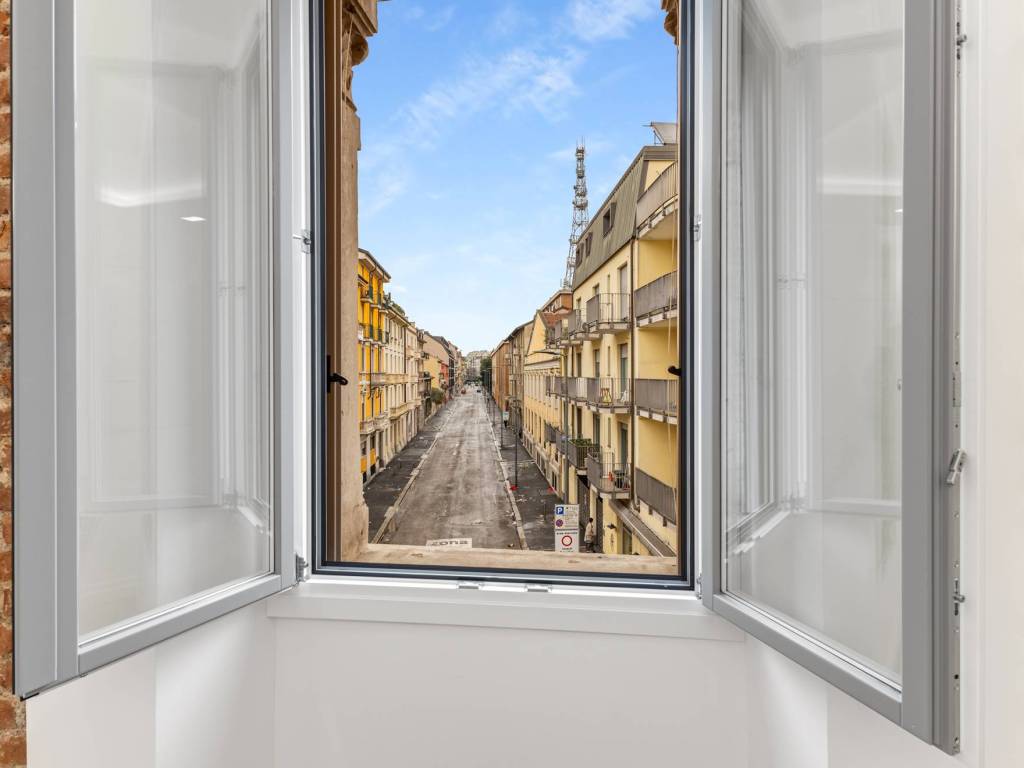 appartamento in vendita a Milano in zona Loreto