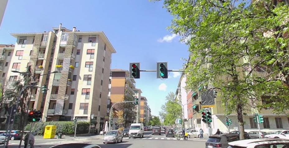 appartamento in vendita a Milano in zona Piazzale Lodi