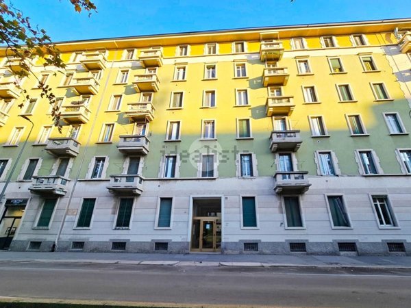 appartamento in vendita a Milano in zona Prato Centenaro