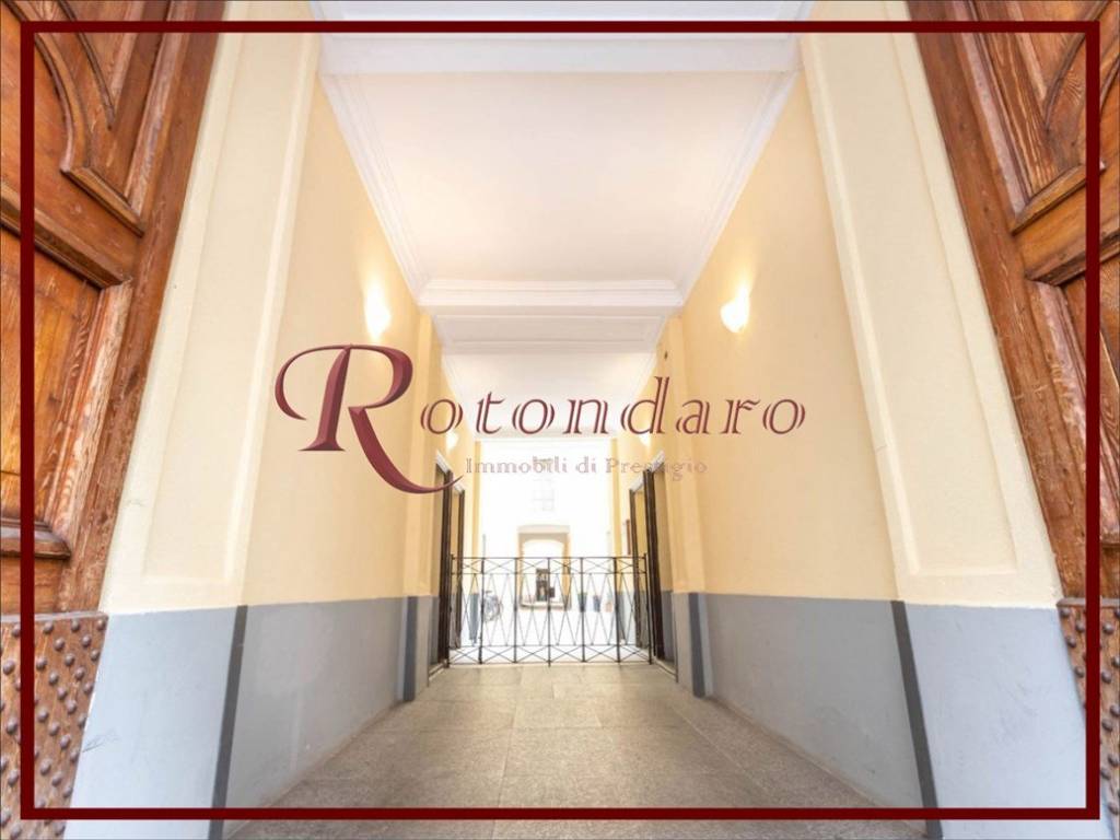 appartamento in vendita a Milano in zona Porta Venezia