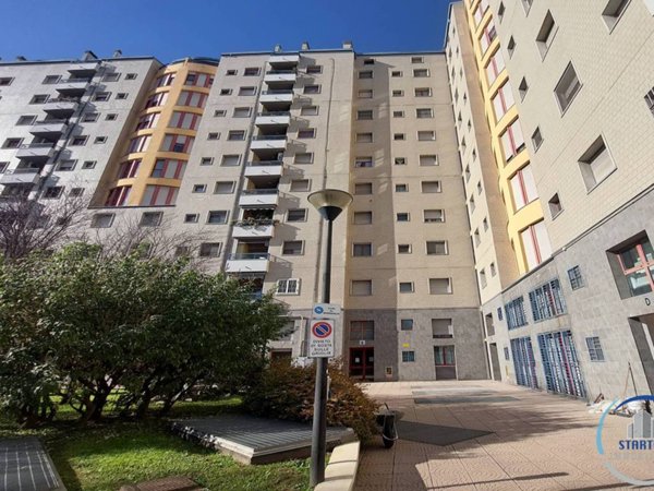 appartamento in vendita a Milano in zona Gorla