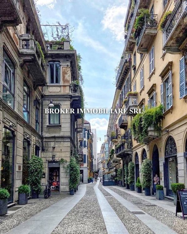 appartamento in vendita a Milano in zona Brera