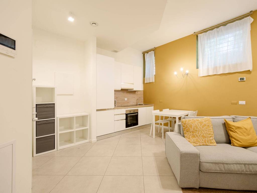 appartamento in vendita a Milano in zona Isola