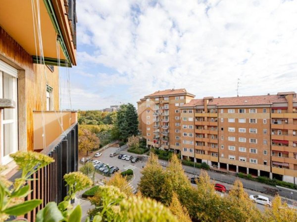 appartamento in vendita a Milano in zona Niguarda