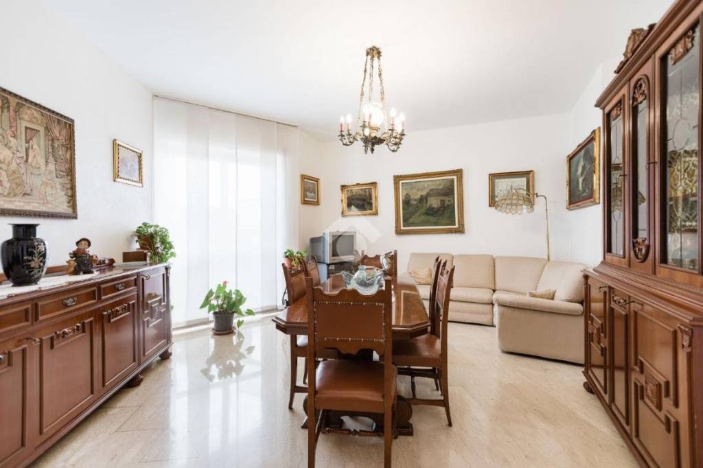 appartamento in vendita a Milano in zona Bicocca