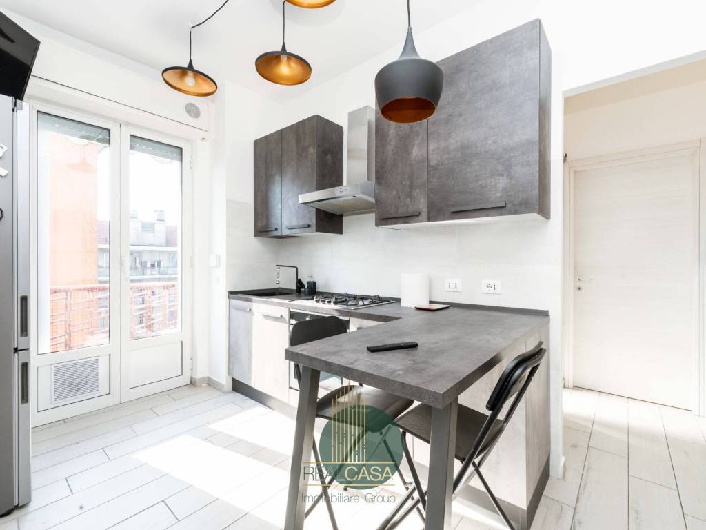 appartamento in vendita a Milano in zona Adriano