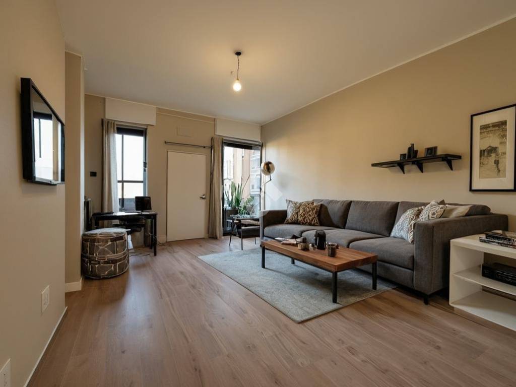 appartamento in vendita a Milano in zona Famagosta