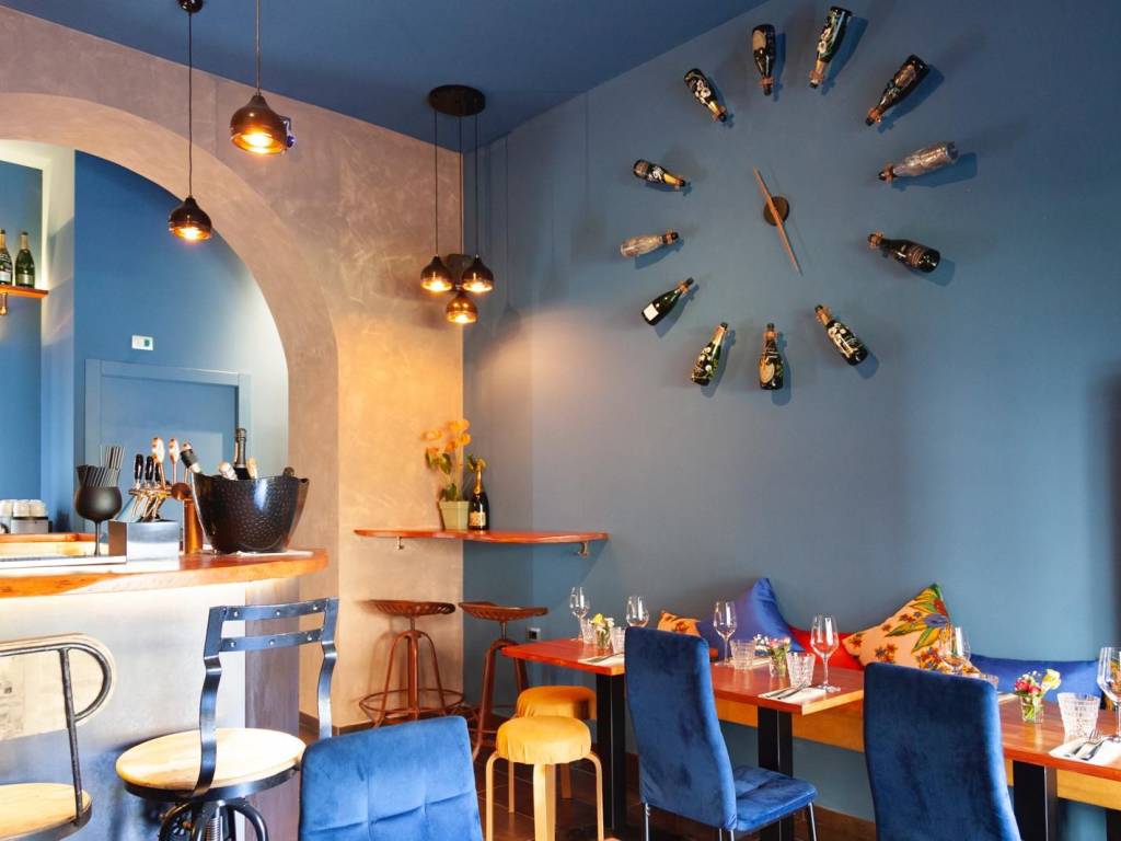 negozio in vendita a Milano in zona Porta Romana