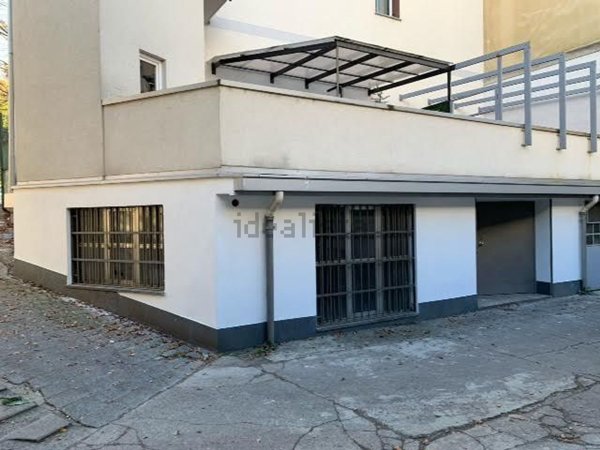 ufficio in vendita a Milano in zona Calvairate