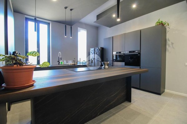 appartamento in vendita a Milano in zona Affori