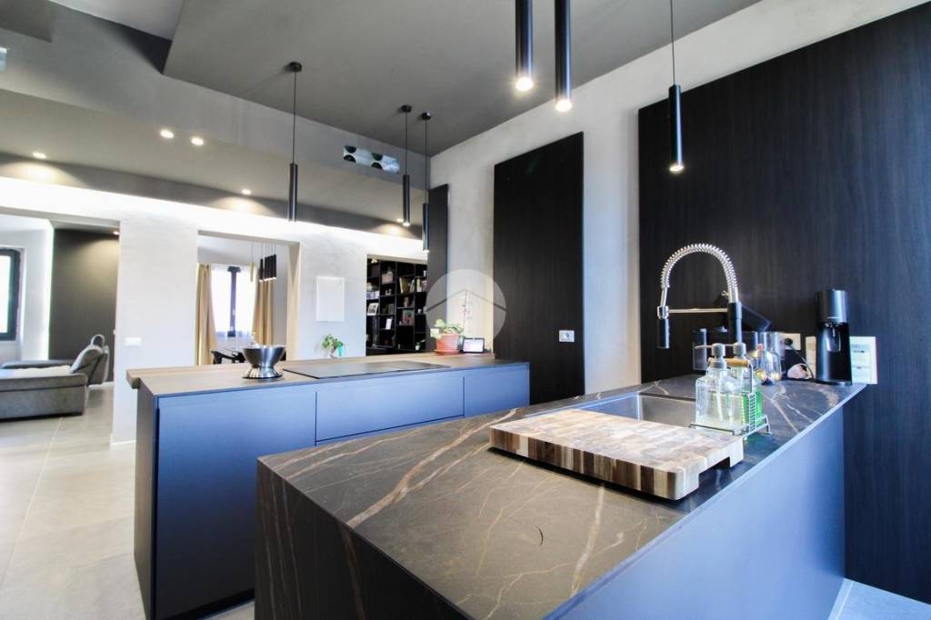 appartamento in vendita a Milano in zona Affori