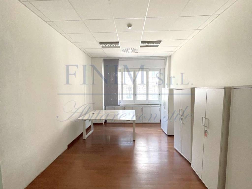 ufficio in vendita a Milano