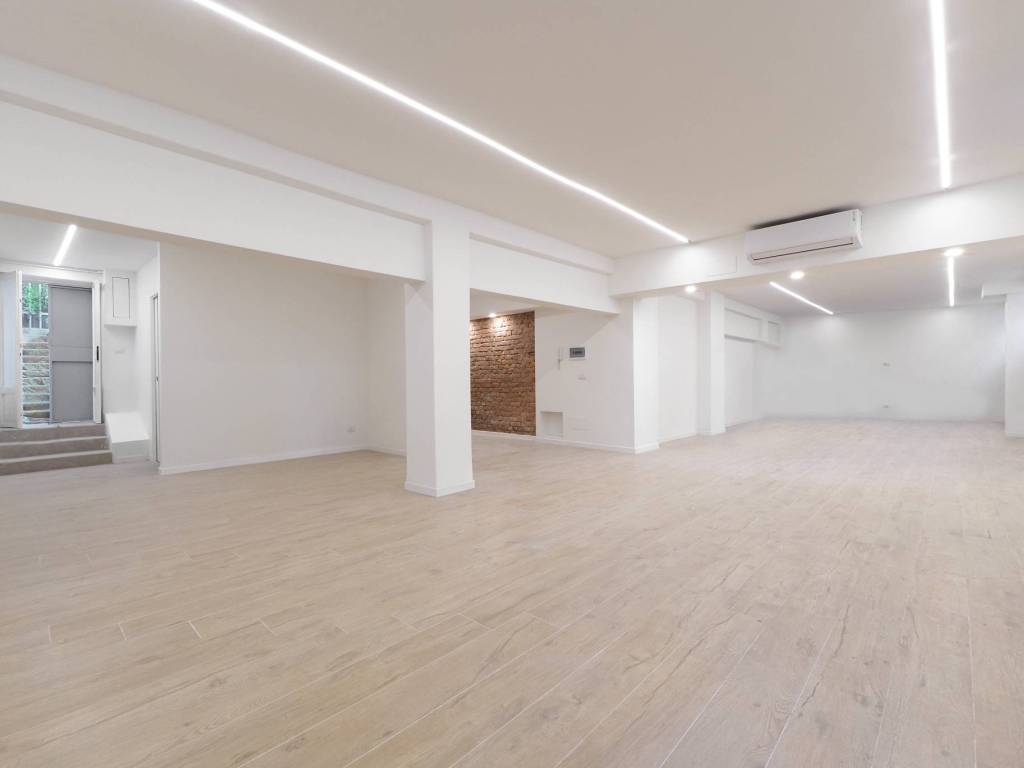 negozio in vendita a Milano