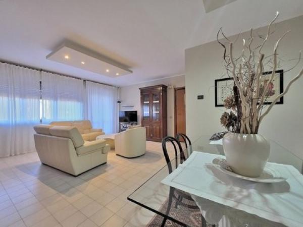 appartamento in vendita a Milano in zona Il Portello