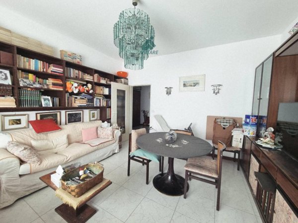 appartamento in vendita a Milano in zona Gallaratese