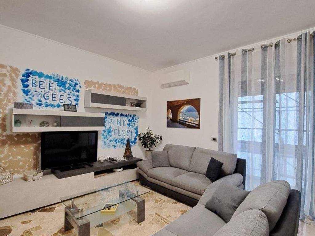 appartamento in vendita a Milano in zona Maggiolina