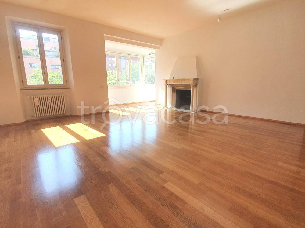 appartamento in vendita a Milano in zona Porta Garibaldi