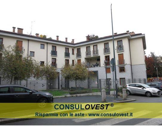 negozio in vendita a Milano in zona Porta Genova