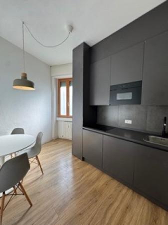 appartamento in vendita a Milano in zona Corvetto