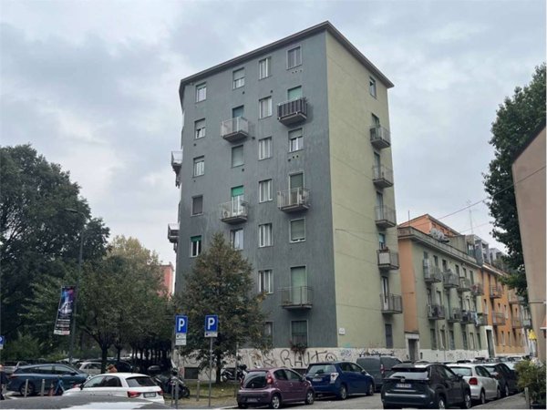 appartamento in vendita a Milano in zona Calvairate