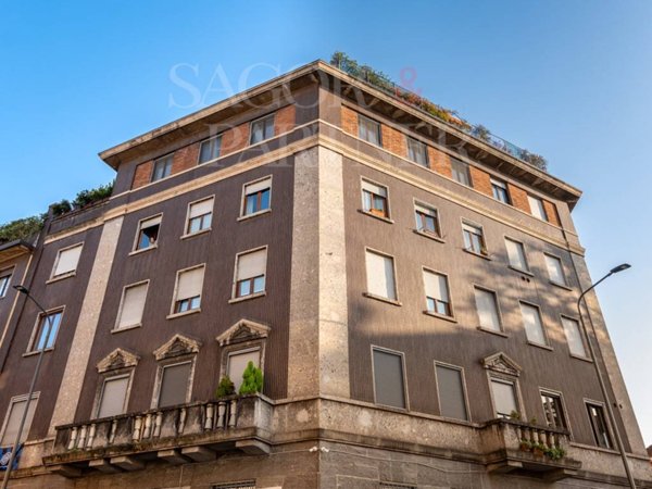 appartamento in vendita a Milano in zona Isola
