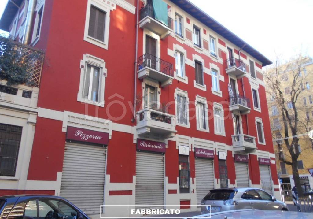 appartamento in vendita a Milano in zona Piazzale Lodi