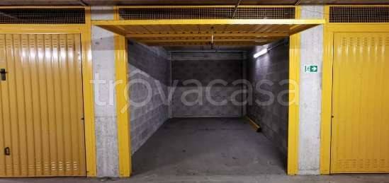 appartamento in vendita a Milano in zona Dergano