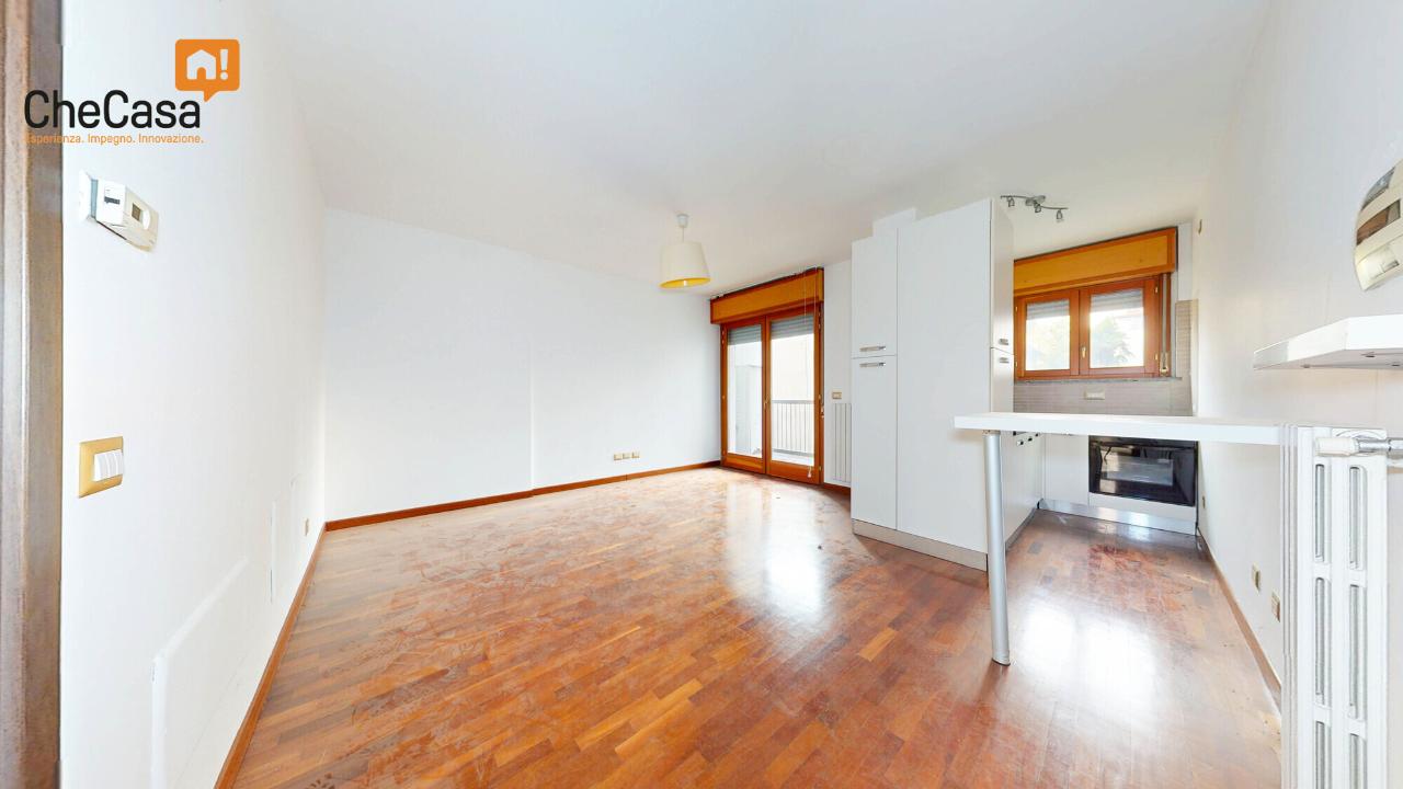 appartamento in vendita a Milano in zona Loreto