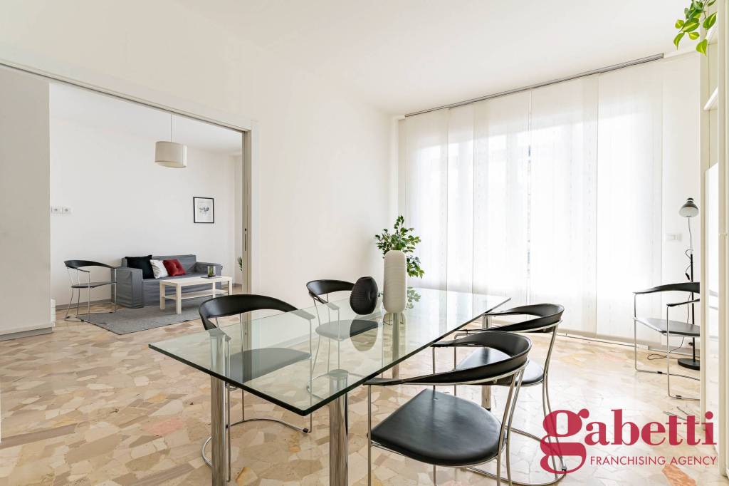 appartamento in vendita a Milano in zona Città Studi