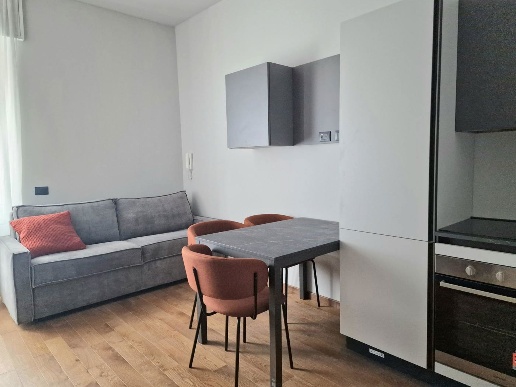 appartamento in vendita a Milano in zona Rembrandt