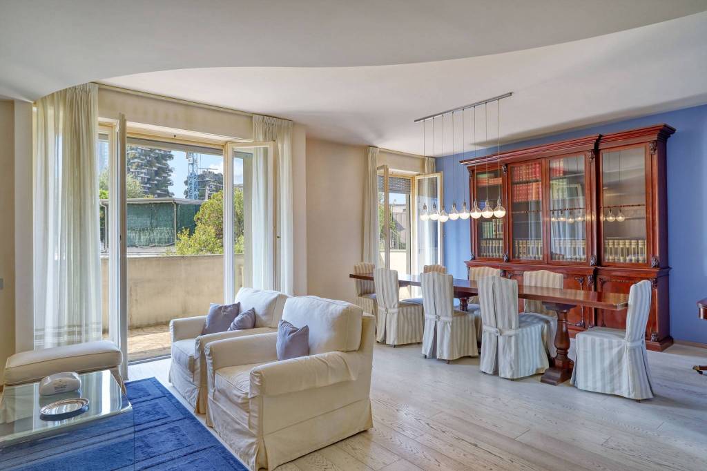 appartamento in vendita a Milano in zona Isola