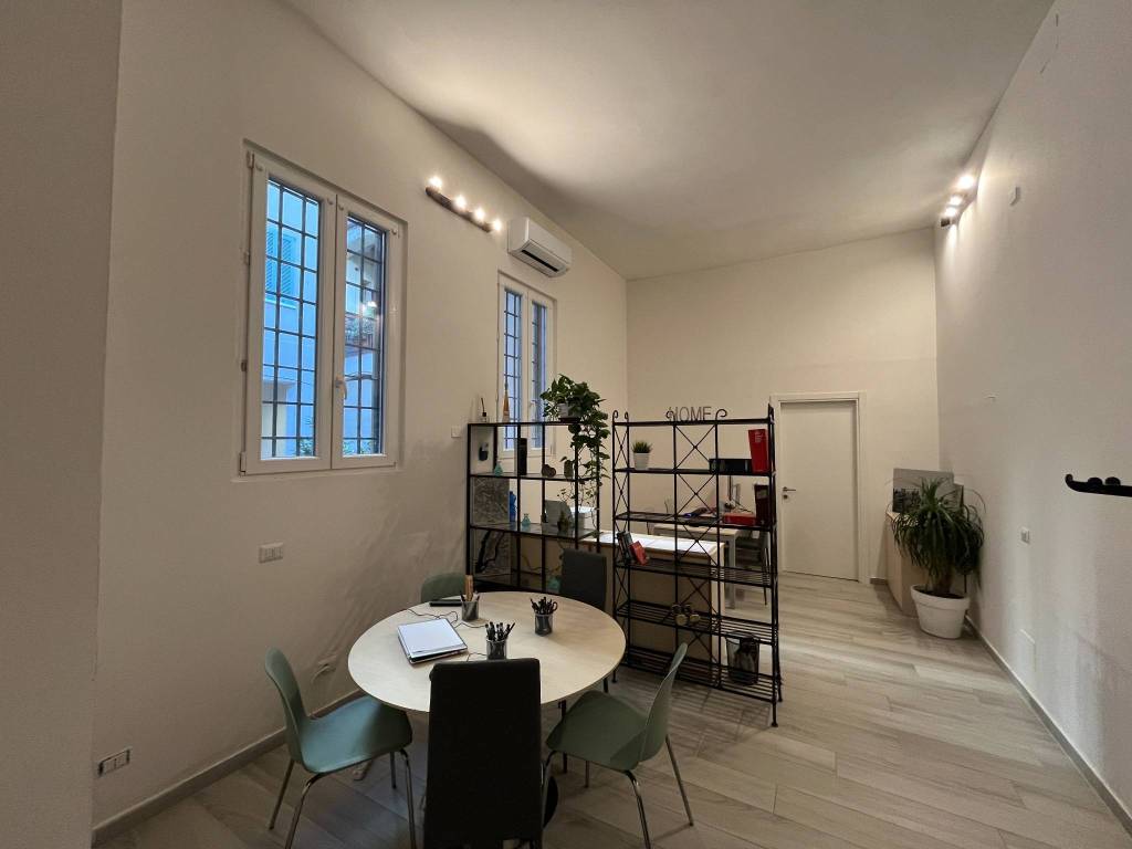 ufficio in vendita a Milano