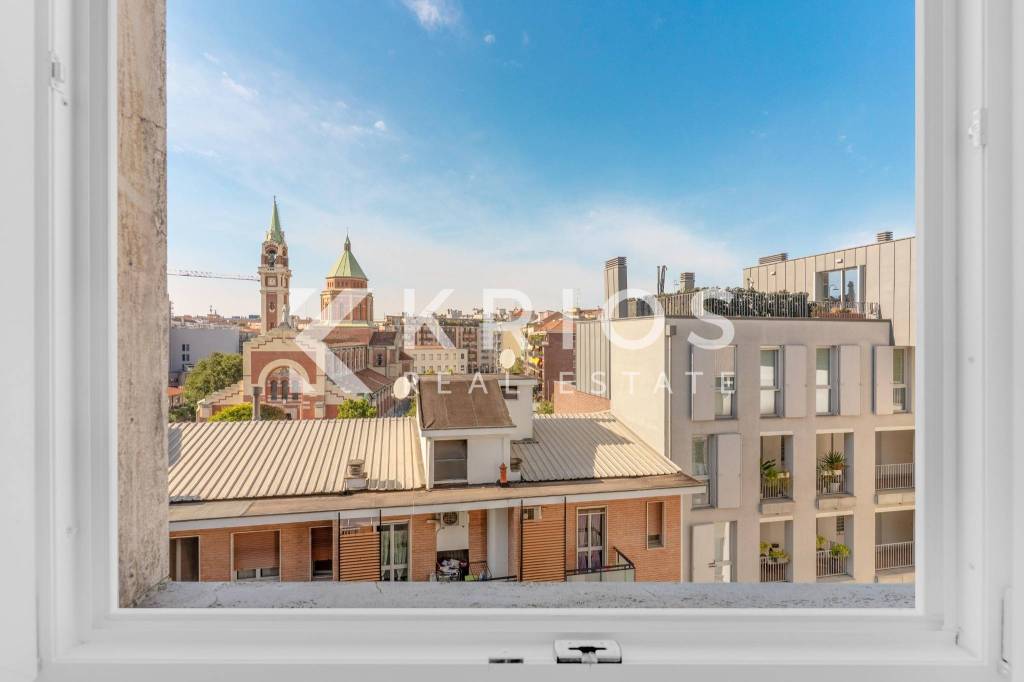 appartamento in vendita a Milano in zona Sempione