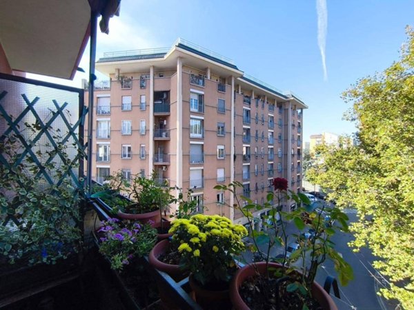 appartamento in vendita a Milano in zona Porta Vittoria