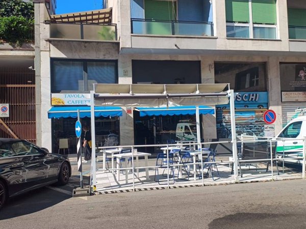 negozio in vendita a Milano in zona Città Studi