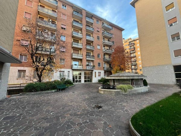 appartamento in vendita a Milano in zona Gorla