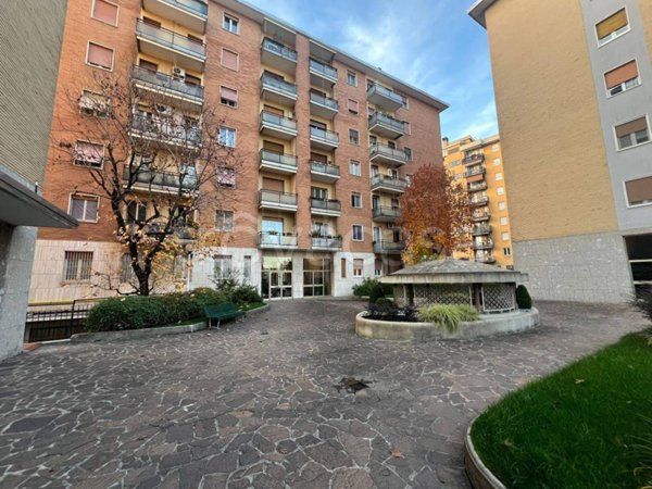 appartamento in vendita a Milano in zona Gorla