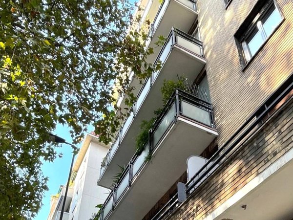 appartamento in vendita a Milano in zona Isola