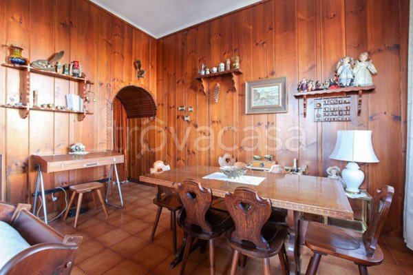 appartamento in vendita a Milano in zona Cascina dei Pomi