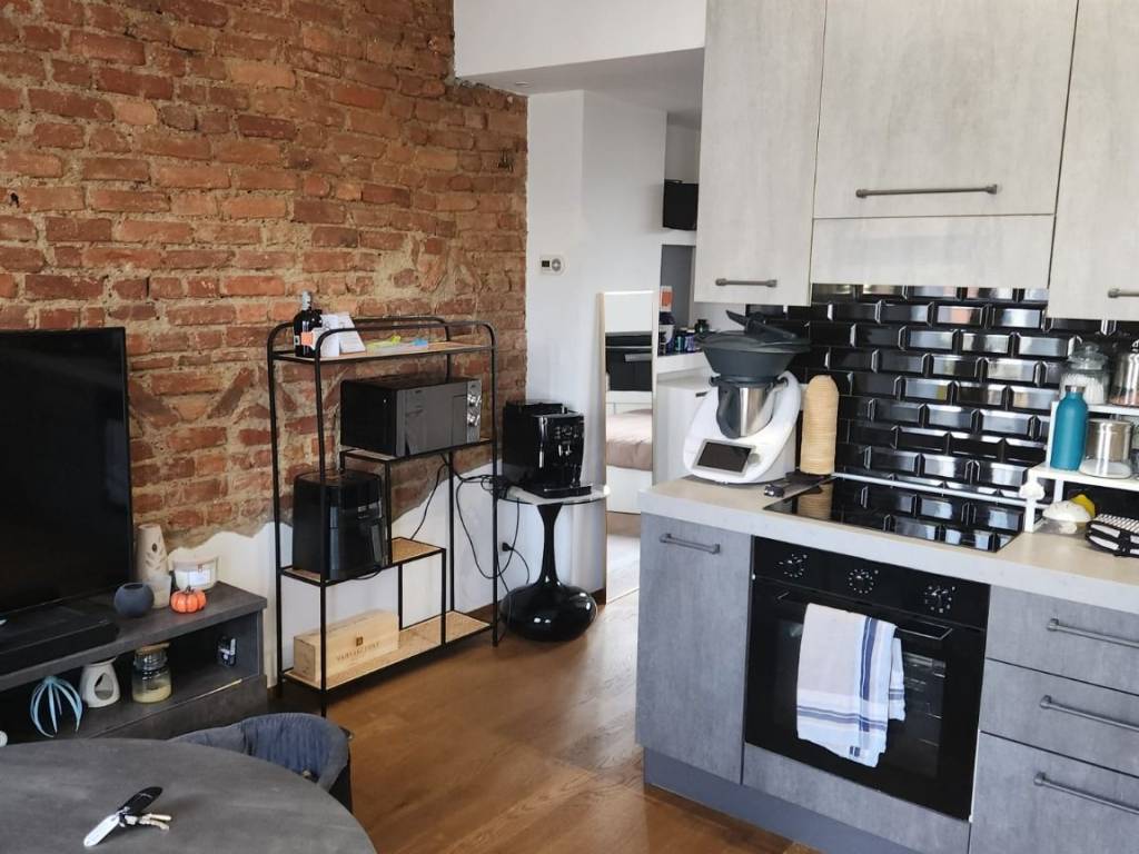 appartamento in vendita a Milano in zona Solari
