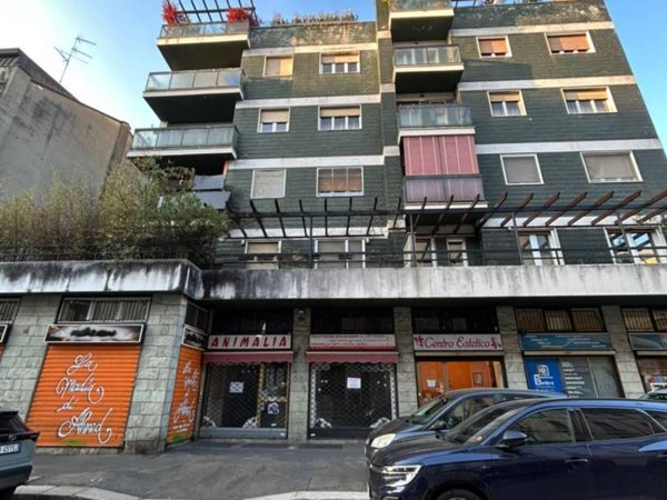 negozio in vendita a Milano in zona Solari