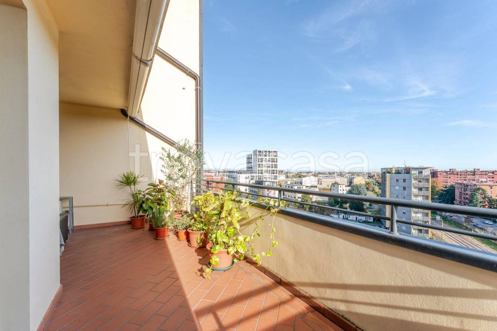 appartamento in vendita a Milano in zona Piazzale Lodi