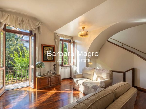 casa indipendente in vendita a Milano in zona Città Studi