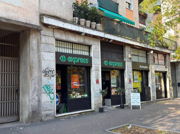 negozio in vendita a Milano in zona Casoretto