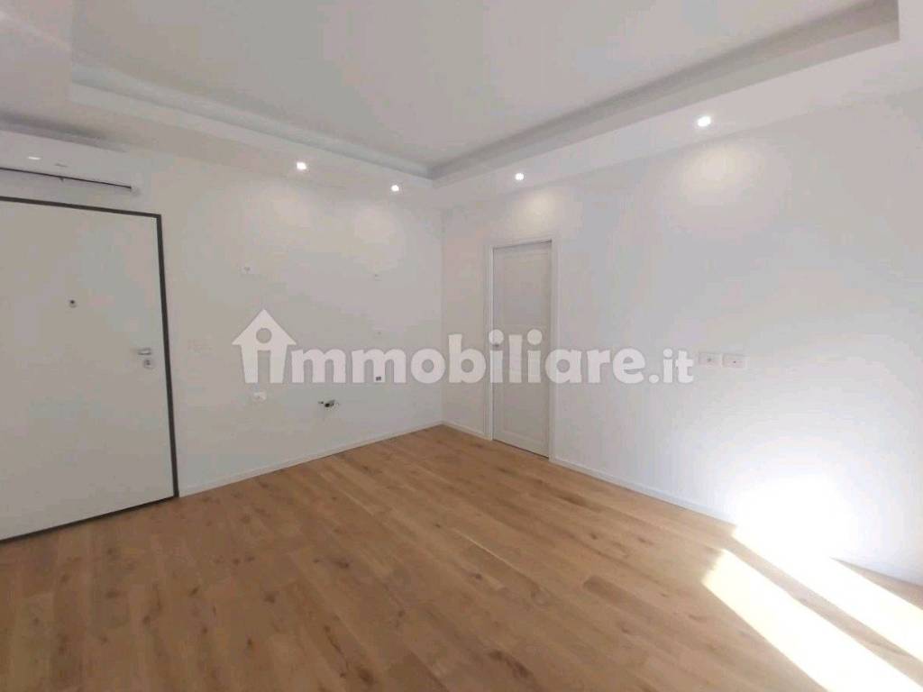 appartamento in vendita a Milano in zona Crescenzago